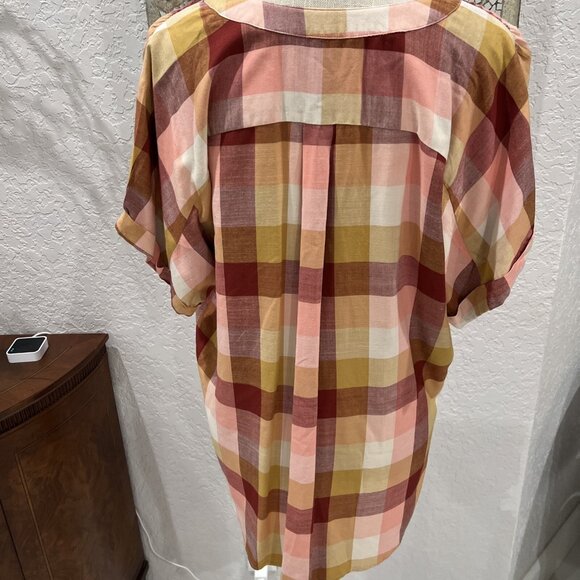 Loft Plaid Short Sleeve Button-Front Blouse Size S Pink/Yellow/Red - Picture 4 of 7
